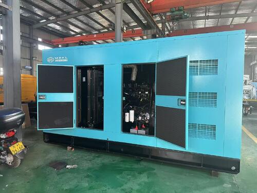 400KW Cummins Dizel Jeneratör Seti ile Guyana Fabrikasında Endüstriyel Güç Kararlılığının Yükseltilmesi